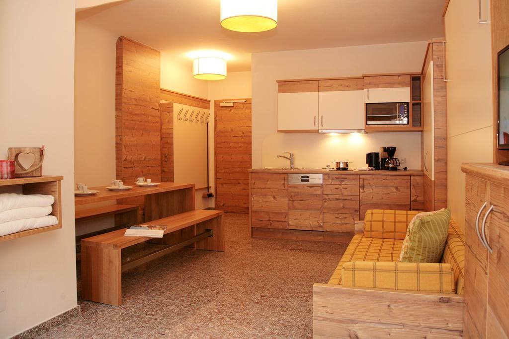 Intown Apartment Schmiede Saalbach-Hinterglemm Exterior foto