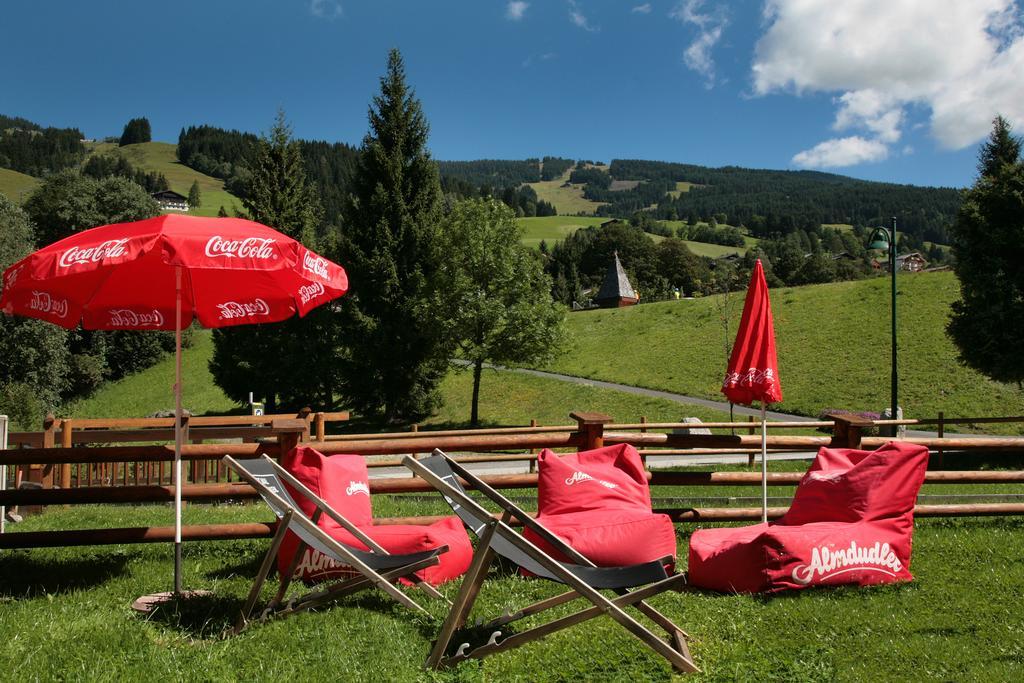 Intown Apartment Schmiede Saalbach-Hinterglemm Exterior foto